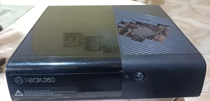 Xbox 360 Super Slim Bloqueado Luz Vermelha