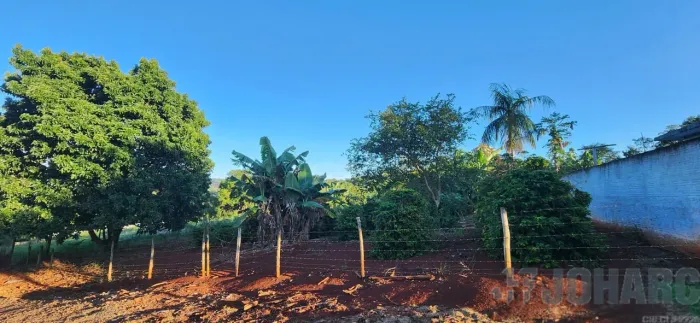 Chácara à venda por R$ 160000.00, 1972.73 m2 - LOTEAMENTO BELVEDERE - APUCARANA/PR