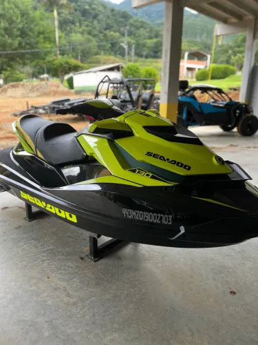 JET SKI SEA-DOO 130 