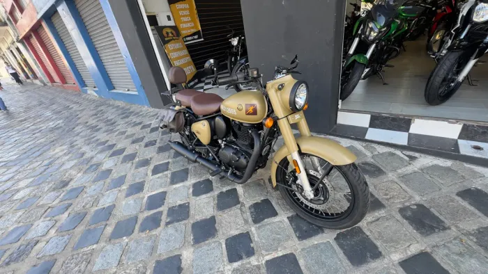 Royal Enfield Classic 350 - 2024 - Novíssima