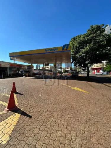 Terreno Comercial com Posto de Combustíveis em Local Estratégico da Zona Central em Londri