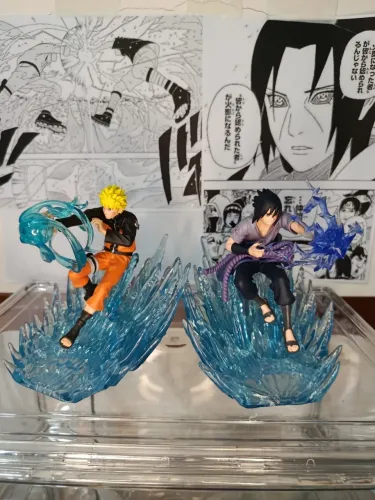 vendo boneco Naruto e Sasuke