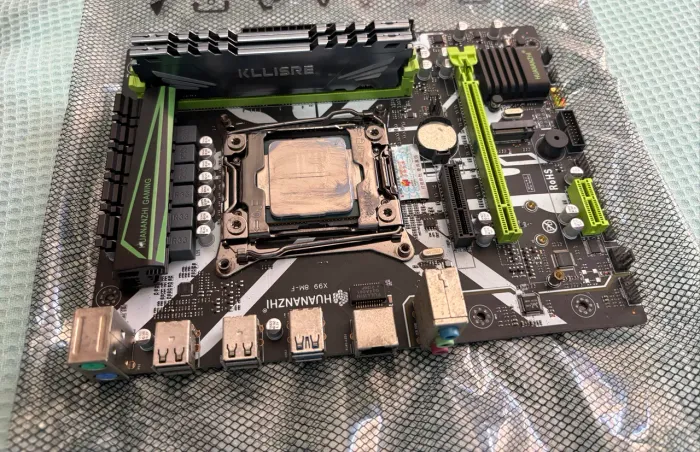 Kit Xeon X99 + 16GB DDR4 + Fonte 500W