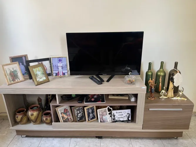 Vendo rack para sua sala de estar!