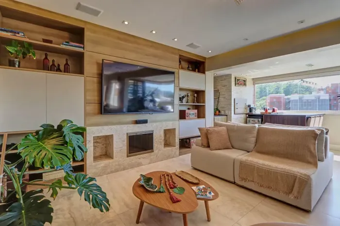 Rocca Imobiliária vende apartamento com 162m² e 3 suítes no Central Parque - Porto Alegre