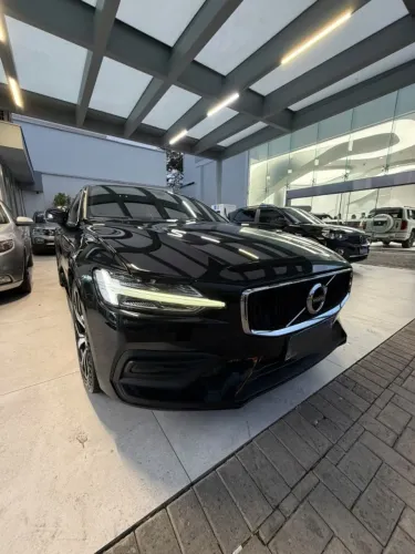 Volvo S60 T-4 Momentum 2.0 190cv 4P 2020