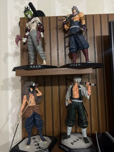 4 Bonecos de Damon slayer de 26cm