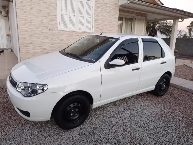 Fiat Palio 1.0 Economy Fire Flex 8V 4P 2010