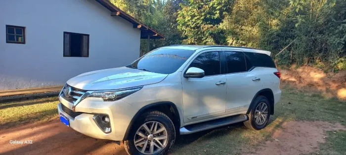 Toyota Hilux SW4 SRX 4X4 2.8 TDI 16V Dies. Aut. 2020