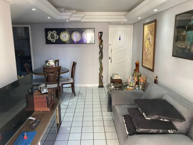 Apartamento Para Vender com 2 quartos 1 suítes no bairro Boa Viagem em Recife