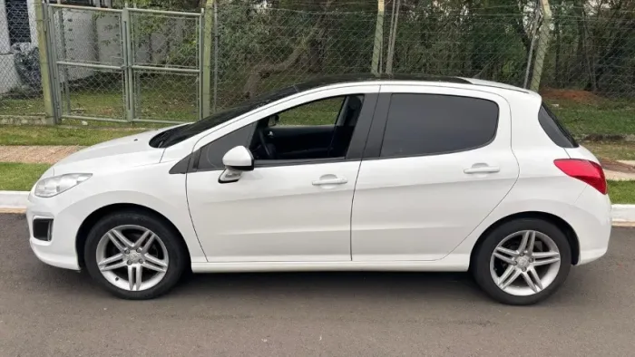 Peugeot 308 Allure 2.0 Flex 16V 5P Aut. 2014