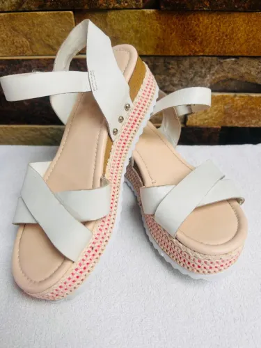 Vendo Sandália Bottero n.36