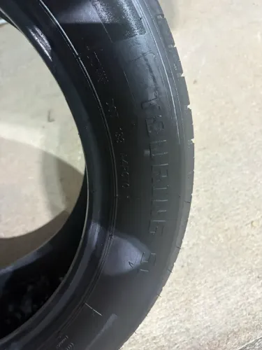 2 PENSU 205 / 55 aro 16 em perfeito estado e quase novo. Para vender hoje ACEITO CARTÃO
