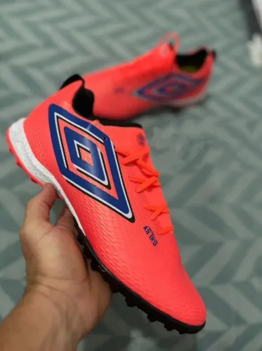 Chuteira society infantil umbro modelo oficial 