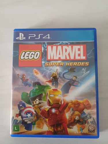 Lego Marvel Super Heroes de Playstation 4 em ótimo estado 
