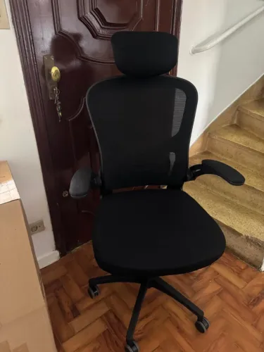 Cadeira de escritório ergonômica giratória