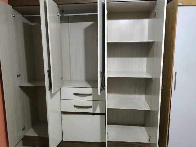 Guarda roupa