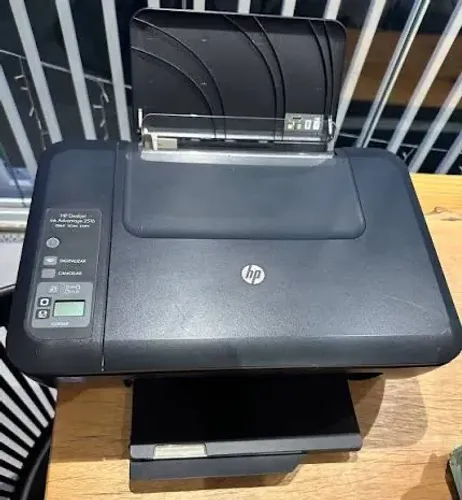Impressora Multifuncional All-in-One Deskjet Ink Advantage HP 2516