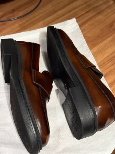 Sapato mocassim Zara feminino em couro legítimo 