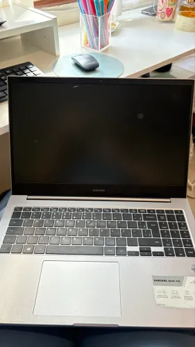Notebook Samsung Book X30 i5 10ª | 8GB RAM | SSD 500GB + HD 1TB