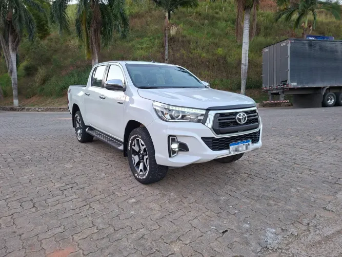 Toyota Hilux CD SRX 4X4 2.8 TDI 16V Diesel Aut. 2020
