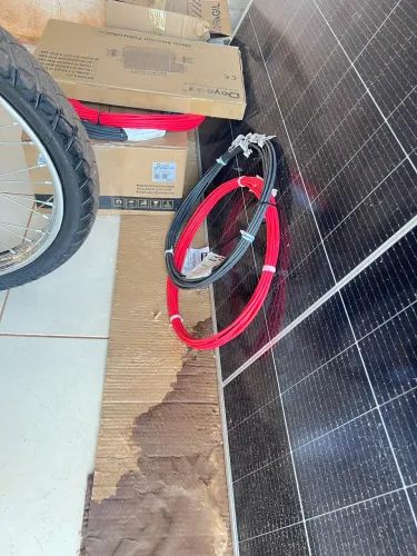 VENDO KIT DE ENERGIA SOLAR NOVO ?
