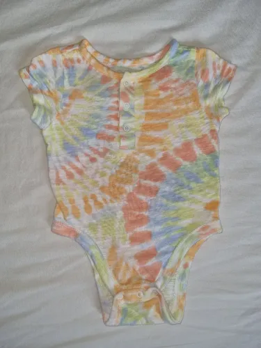 Body Old Navy Tie Dye Importado tamanho 3M