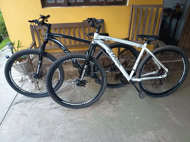 2 Bicicletas Mountain bike Aro 29 com freio à disco.
