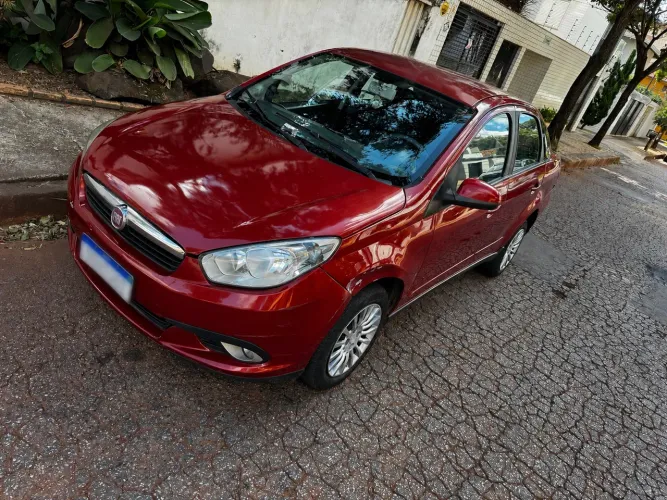 Fiat Grand Siena Attrac. 1.4 EVO F.flex 8V 2014