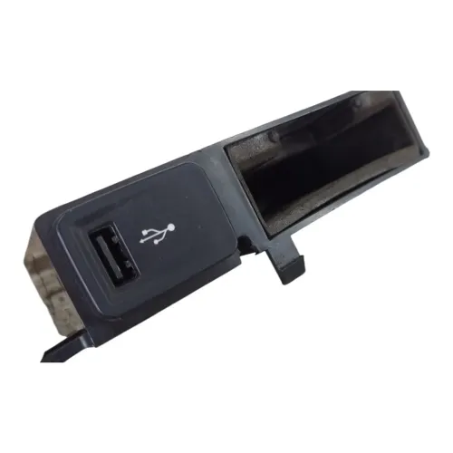 Moldura Suporte Conector Usb Fiat Palio Uno Way Doblo 2012
