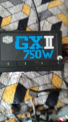 Fonte Gamer ATX Coller Master GXII 750W, 9sata 2 PCI6 e 2 PCI4