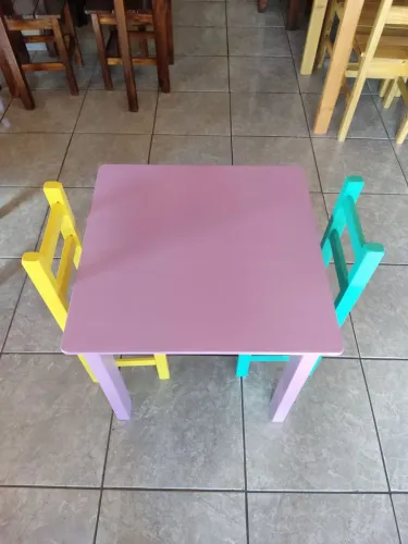 Mesa infantil