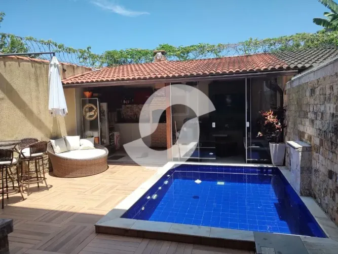 Casa de 174 m² na Geremias de Mattos Fontes - Maravista - Niterói - RJ, à venda por R$ 790