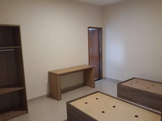 Kitnet/Quarto individual com banheiro