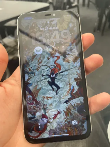 iPhone 11 - Branco - 256gb