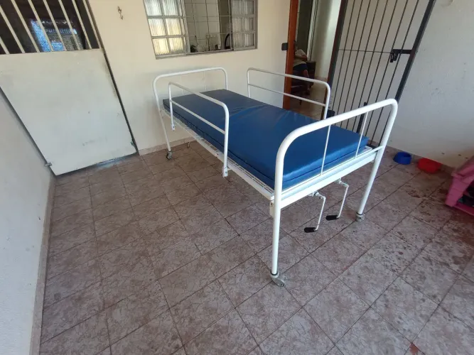 Cama hospitalar 