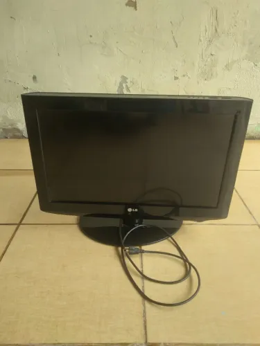 Vendo um monitor usado e bom 26 polegadas