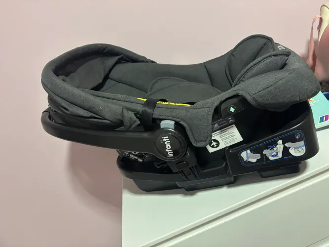 Bebê conforto infanti