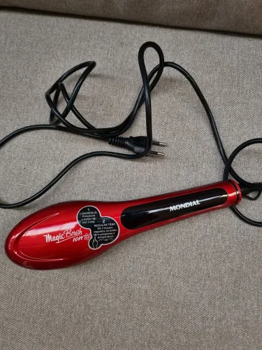 Escova Alisadora Elétrica Mondial Magic Brush Ion Vermelha com Controle de Temperatura