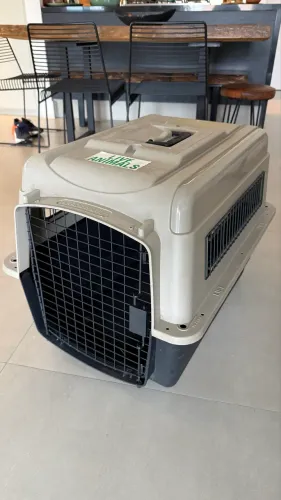 Caixa de Transporte para Cães e Gatos Vari Kennel Médio N4