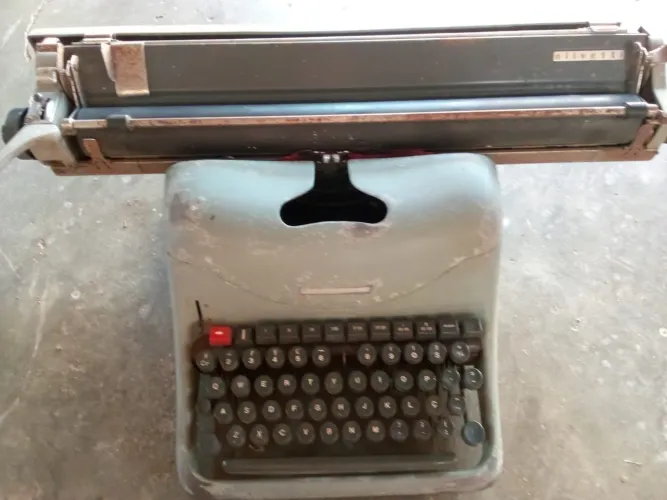 Máquina de escrever