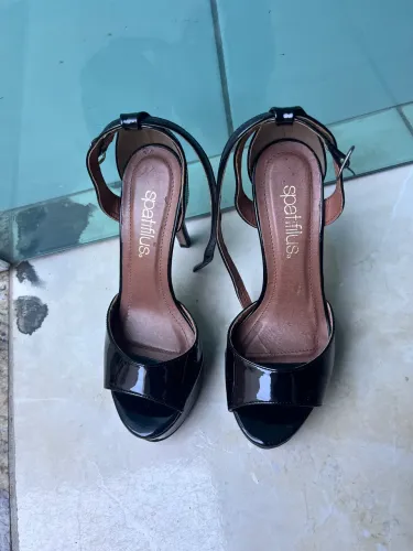 Sandália Feminina de Salto Preto - Tam. 35 - Pouco Usada
