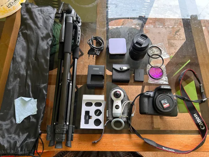 Kit câmera canon t100 