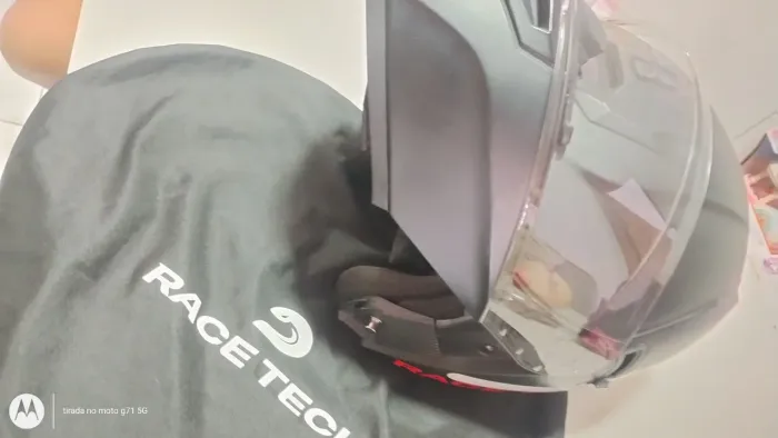 Capacete Race Tech