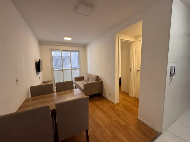 Apartamento com 1 dormitório mobiliado e uma vaga de moto