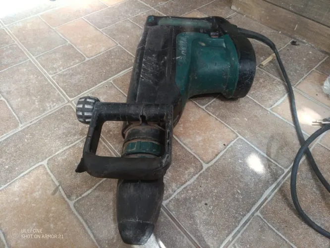 Martelo Combinado 45Mm SDS MAX 1350W 12,5J Acessórios Maleta HR4510C 220V Makita