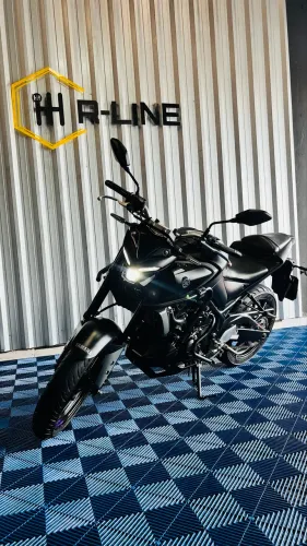 MT-03 com apenas 28mil kms rodados