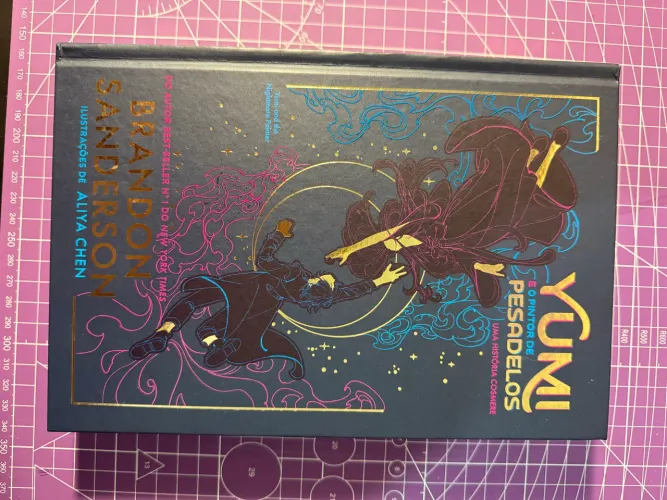 Livro Yumi e o Pintor de Pesadelos de Brandon Sanderson