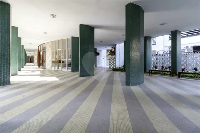 Clássico Modernista a 1 Quadra do Shopping Higienópolis  225m² 3 quartos 1 vaga - São Paul