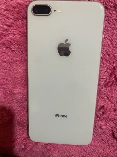 iPhone 8 Plus silver 64GB. Sem arranhão bem conservado